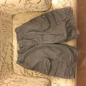 Gray shorts (boys)
